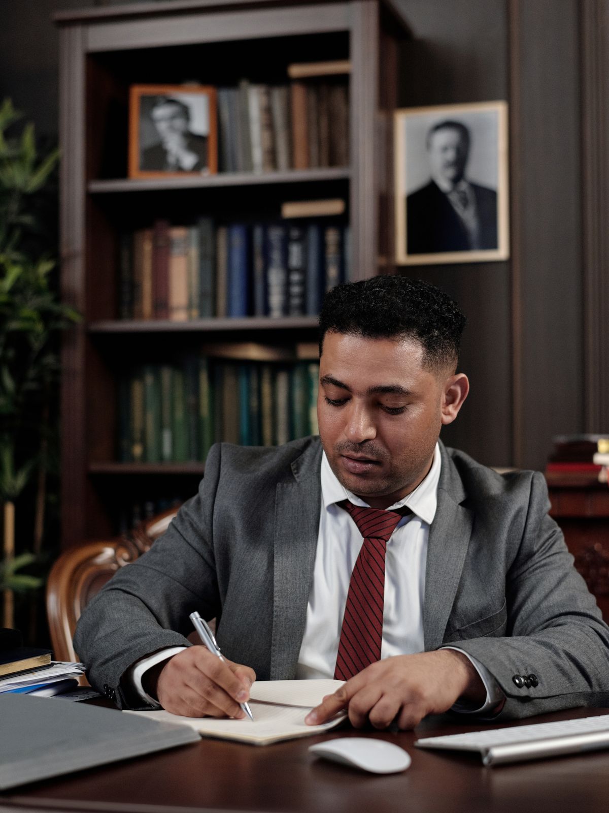 Dr. Rafael Almeida
