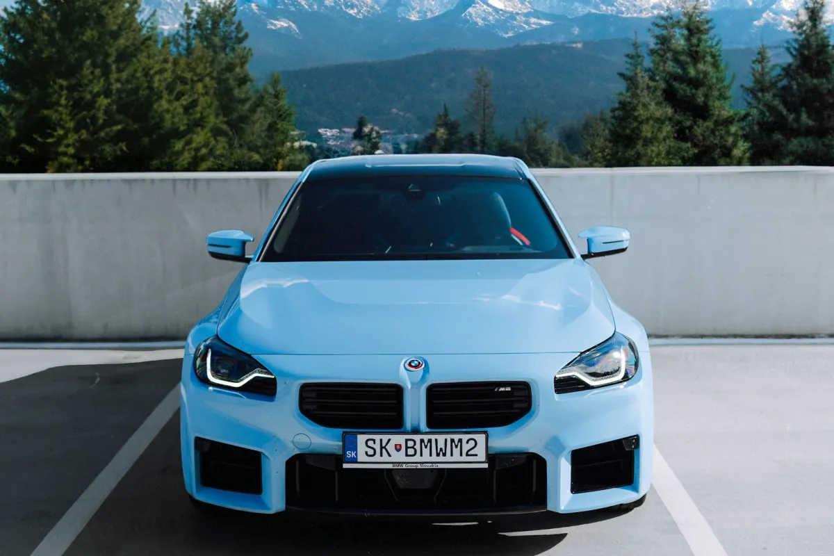 Cupê Esportivo 3.0 Turbo